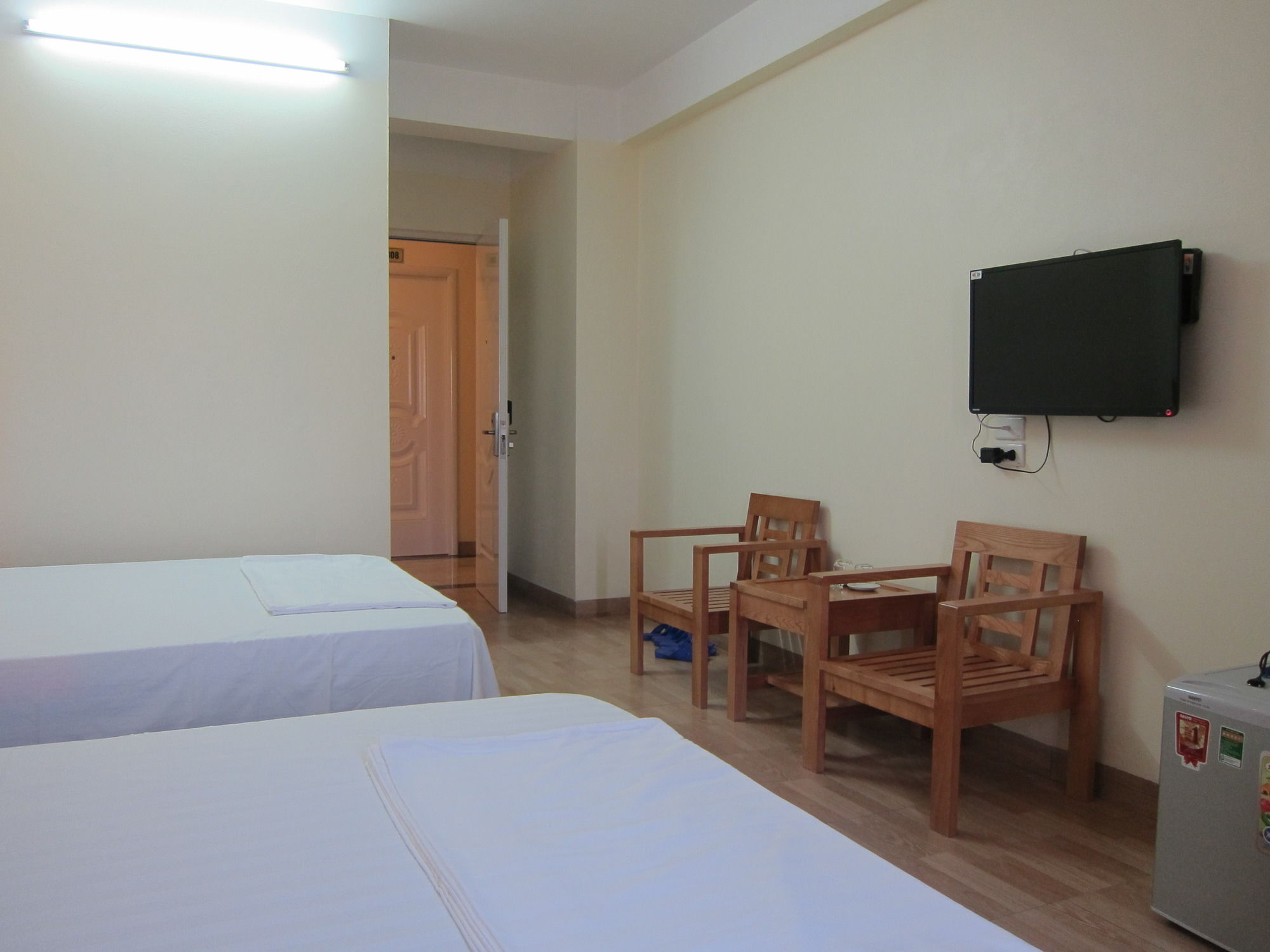 Hotel Dragon Airport