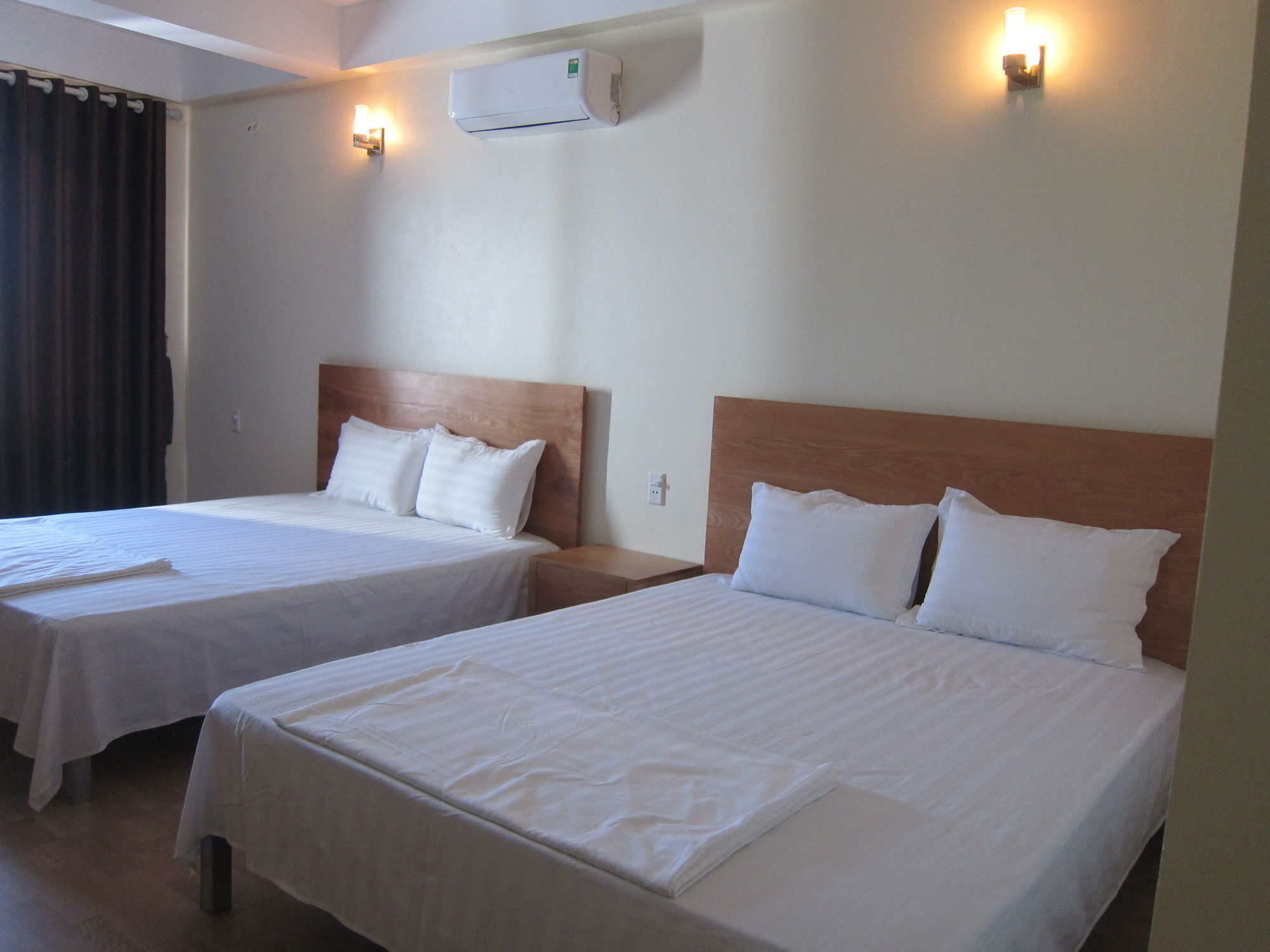 Dragon Airport Hotel 3*