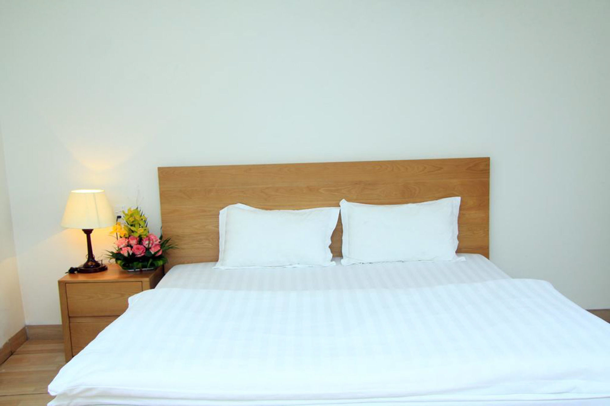 Dragon Airport Hotel 3*